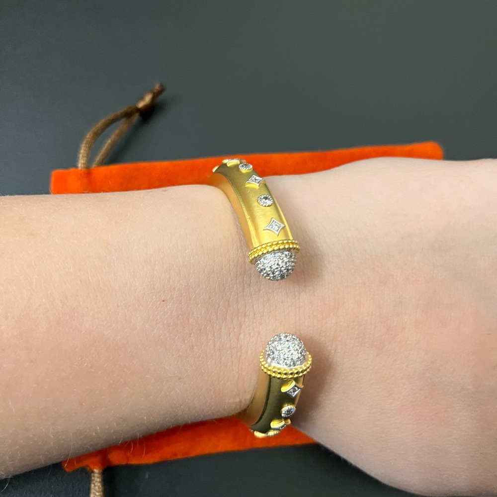 Italian Bangle Bracelet